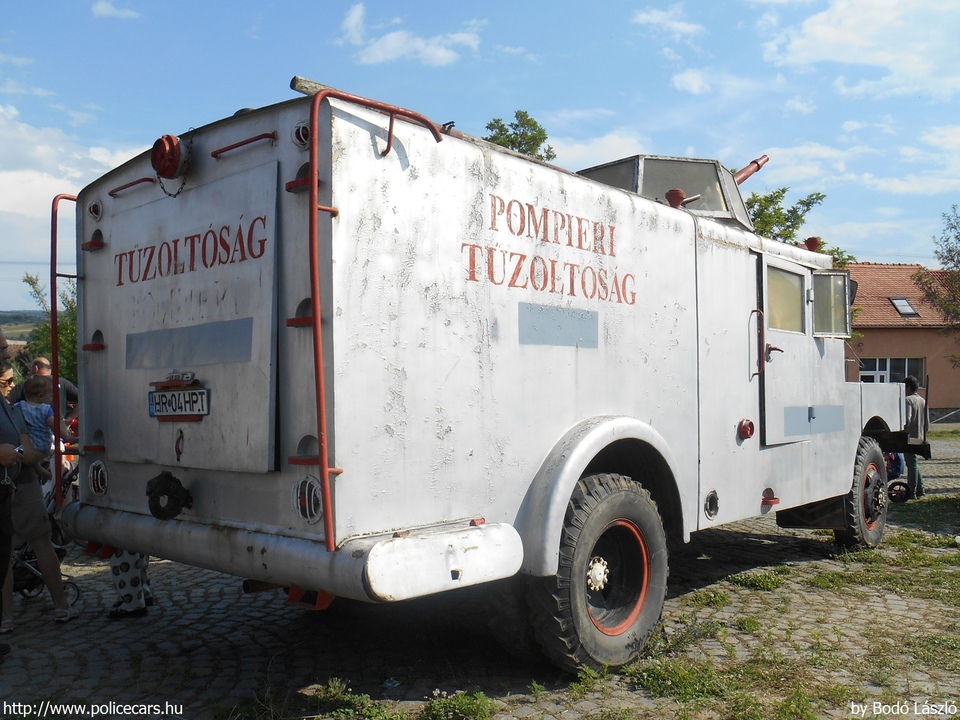 Steagul Rosu SR 114 Bucegi UMT, Székelykeresztúri Villám-Fulger Önkéntes Tûzoltó Egyesület, fotó: Bodó László
Keywords: román Románia tûzoltó tûzoltóautó