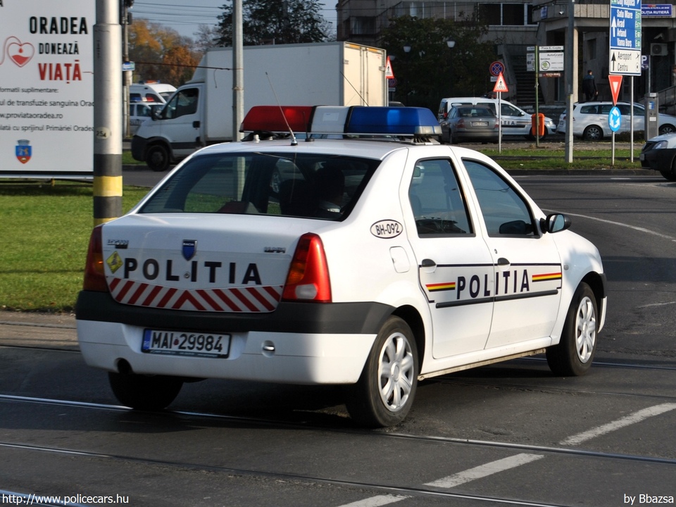 Dacia Logan, fotó: Bbazsa
Keywords: román Románia rendőr rendőrautó rendőrség romanian Romania police policecar MAI29984