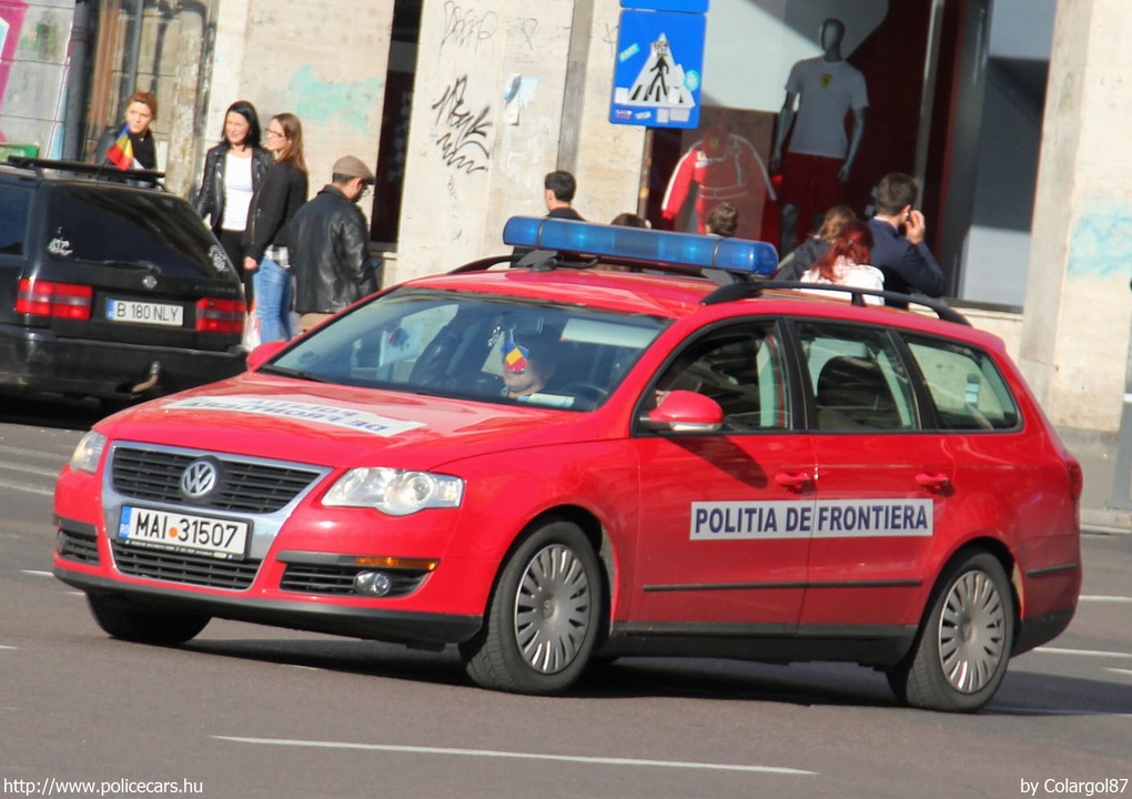 Volkswagen Passat Variant, fotó: Colargol87
Keywords: román Románia rendőr rendőrautó rendőrség határőrség Romania border police policecar MAI31507