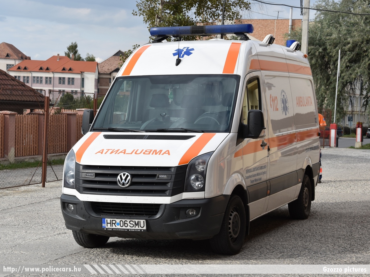 Volkswagen Crafter, fotó: Gzozzo pictures
Keywords: román Románia mentő mentőautó romanian Romania ambulance