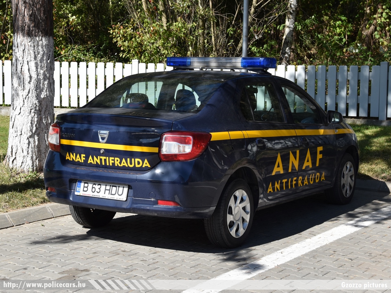Dacia Logan, ANAF, fotó: Gzozzo pictures
Keywords: román Románia romanian Romania customs vám