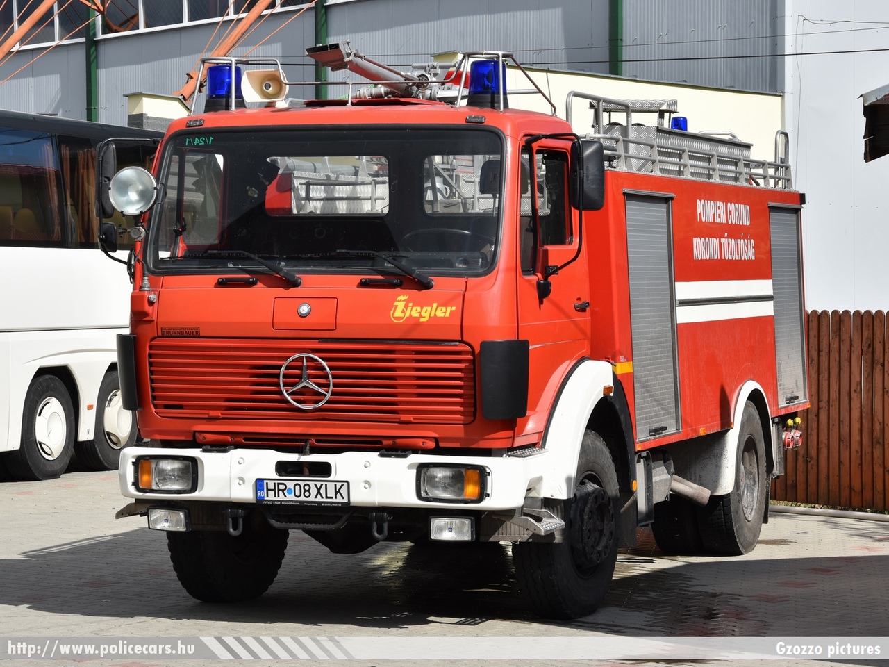 Mercedes-Benz 1625, Korondi Önkéntes Tûzoltó Egyesület, fotó: Gzozzo pictures
Keywords: román Románia tûzoltó tûzoltóautó romanian Romania fire firetruck