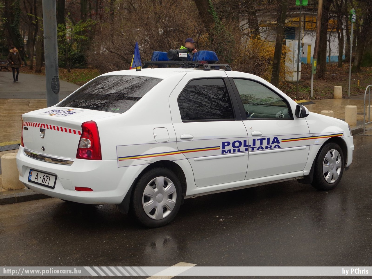 Dacia Logan, fotó: PChris
Keywords: katonai román Románia rendőr rendőrautó rendőrség Romania military police policecar
