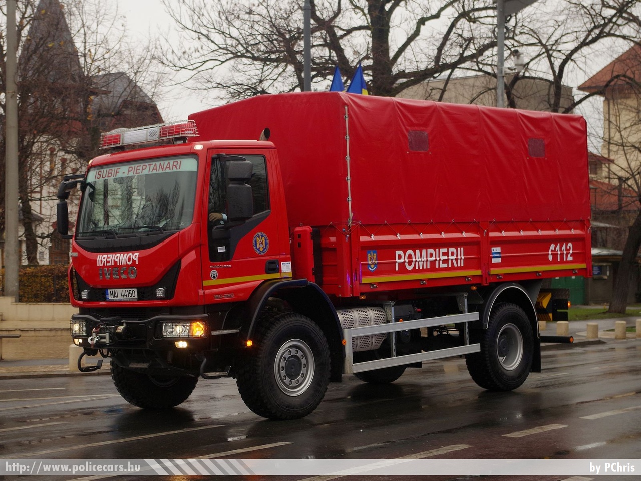 Iveco, fotó: PChris
Keywords: fire román Románia tûzoltó tûzoltóautó romanian Romania firetruck