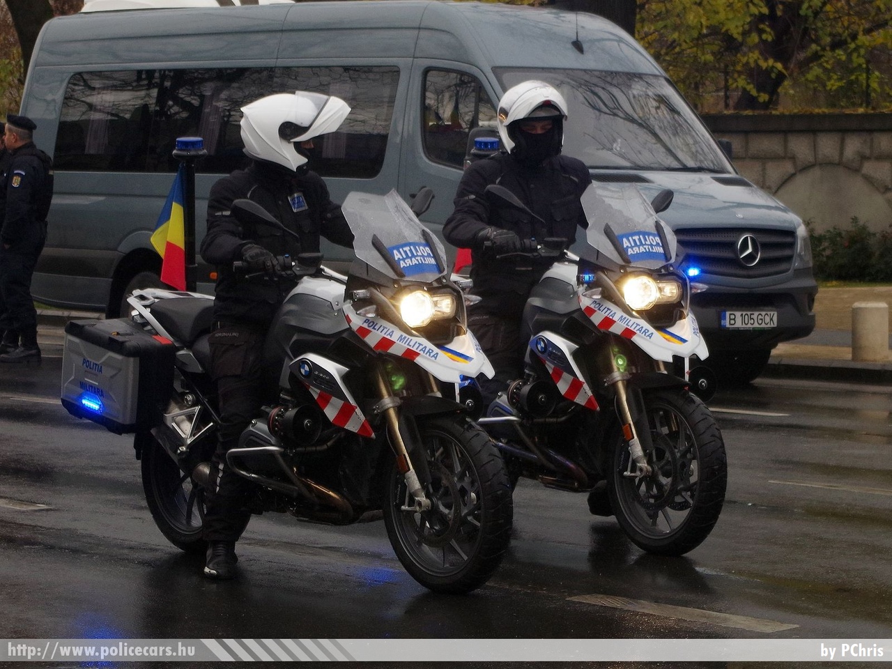 BMW R1200GS, fotó: PChris
Keywords: katonai román Románia rendőr rendőmotor rendőrség Romania military police policecar motor