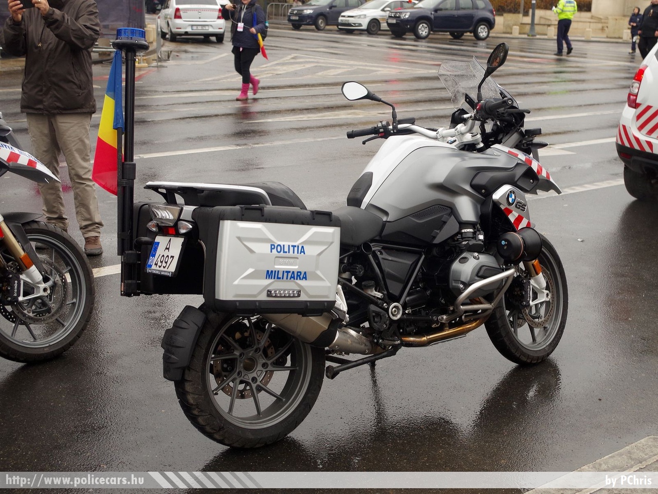BMW R1200GS, fotó: PChris
Keywords: katonai román Románia rendőr rendőrmotor rendőrség Romania military police motor