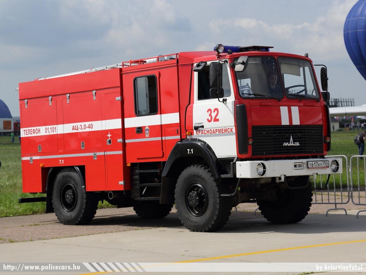 MAZ 5434 AC-3,0-40, fotó: krisztianfotoi
Keywords: orosz Oroszország tûzoltó tûzoltóautó tûzoltóság russian Russia fire firetruck