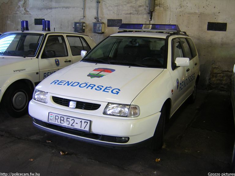 Seat Cordoba, fotó: Gzozzo pictures
Keywords: rendőrség rendőr rendőrautó RB52-17 magyar Magyarország