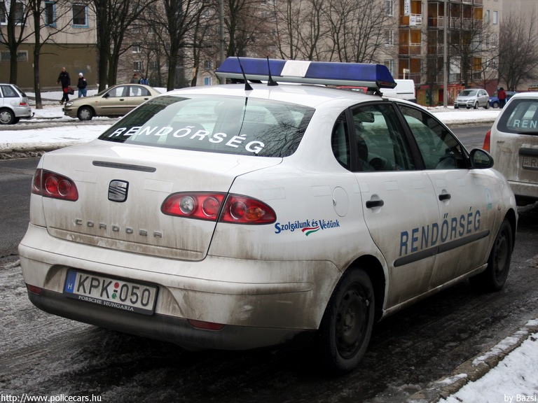Seat Cordoba, fotó: Bazsi
Keywords: rendőrség rendőr rendőrautó KPK-050 magyar Magyarország