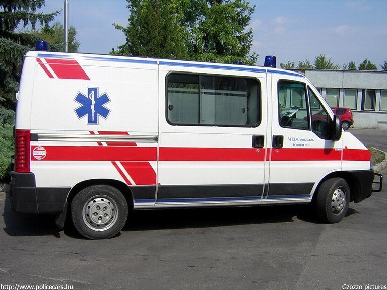 Fiat Ducato, fotó: Gzozzo pictures
Keywords: Szlovákia szlovák mentő mentőautó ambulance Slovakia slovakian
