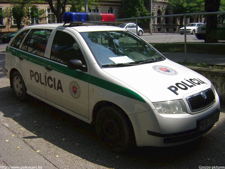 Skoda Fabia, fotó: Gzozzo pictures
Keywords: Szlovákia szlovák rendőrautó rendőr rendőrség police policecar Slovakia slovakian