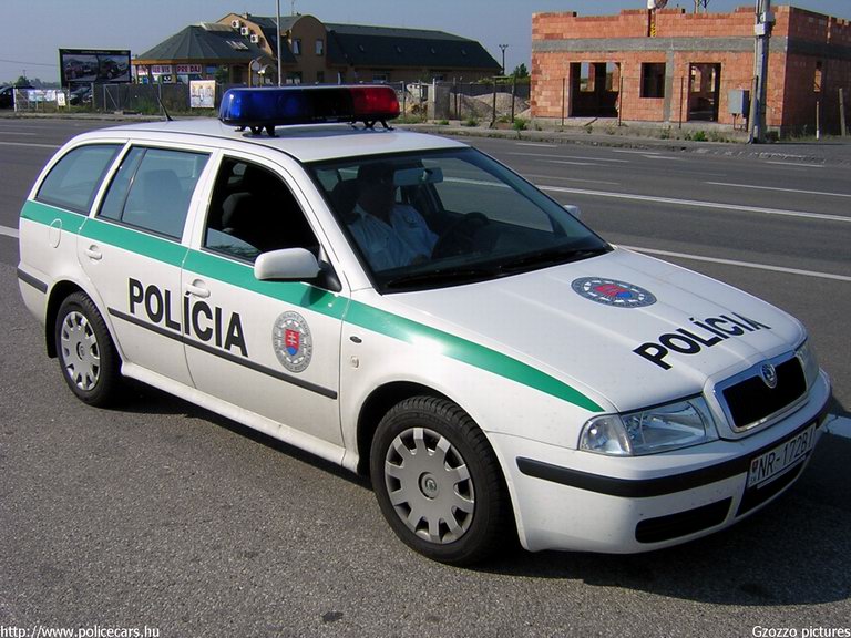 Skoda Octavia, fotó: Gzozzo pictures
Keywords: Szlovákia szlovák rendőrautó rendőr rendőrség police policecar Slovakia slovakian
