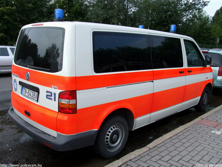 Volkswagen Transporter T5, fotó: Gzozzo pictures
Keywords: Szlovákia szlovák mentő mentőautó ambulance Slovakia slovakian