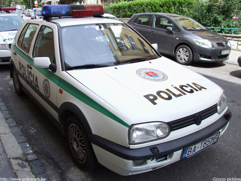 Volkswagen Golf III, fotó: Gzozzo pictures
Keywords: Szlovákia szlovák rendőrség rendőrautó rendőr police policecar Slovakia slovakian