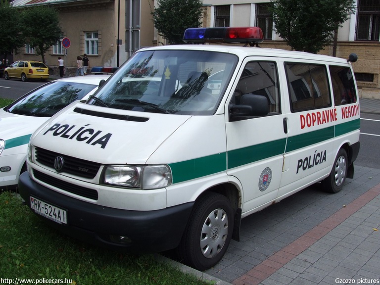 Volkswagen Transporter T4, fotó: Gzozzo pictures
Keywords: Szlovákia szlovák rendőrség rendőrautó rendőr police policecar Slovakia slovakian