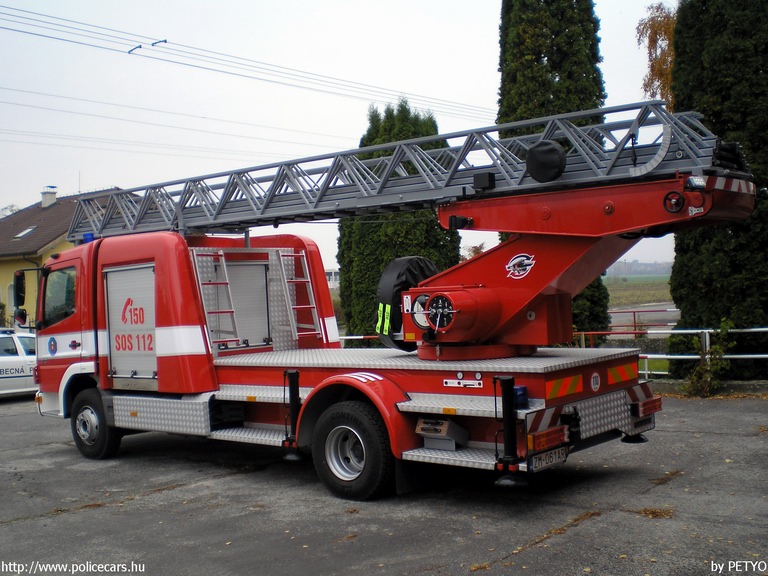 Mercedes Atego AZ 30 RENOVUS, fotó: PETYO
Keywords: Szlovákia szlovák tûzoltóság tûzoltóautó tûzoltó fire firetruck Slovakia slovakian