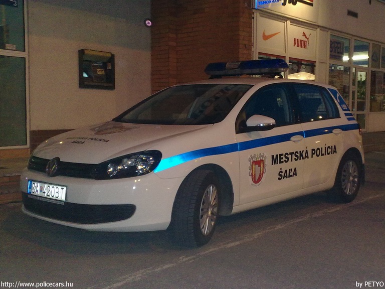 Volkswagen Golf VI, fotó: PETYO
Keywords: Szlovákia szlovák rendőrség rendőrautó rendőr police policecar Slovakia slovakian