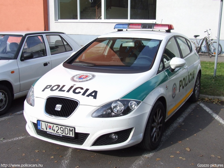 Seat Leon, fotó: Gzozzo pictures
Keywords: rendőrautó rendőr rendőrség szlovák Szlovákia LV-429DM police policecar Slovakia slovakian