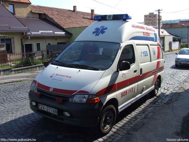 Toyota Hiace, fotó: Gzozzo pictures
Keywords: mentő mentőautó szlovák Szlovákia ZV-277AN ambulance Slovakia slovakian