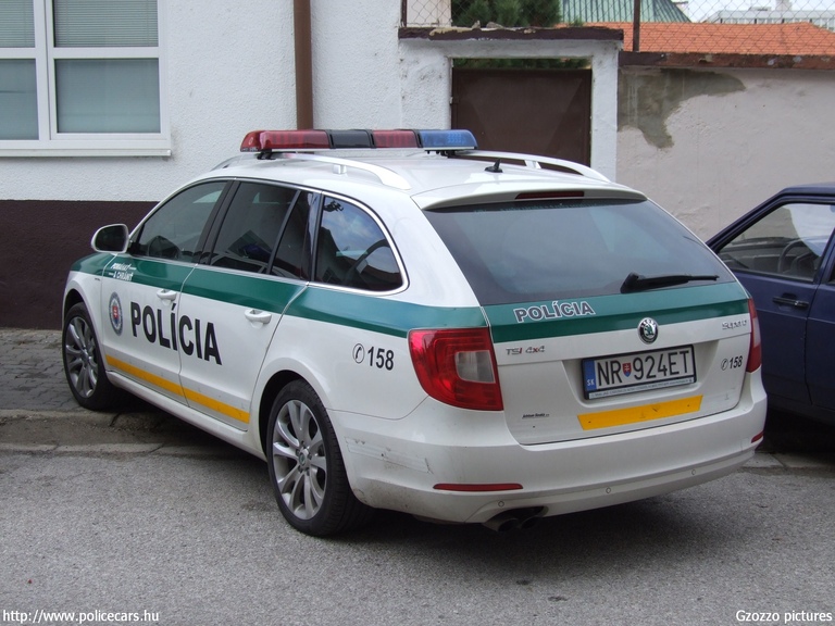 Skoda Superb, fotó: Gzozzo pictures
Keywords: rendőrautó rendőr rendőrség szlovák Szlovákia NR-924ET police policecar Slovakia slovakian