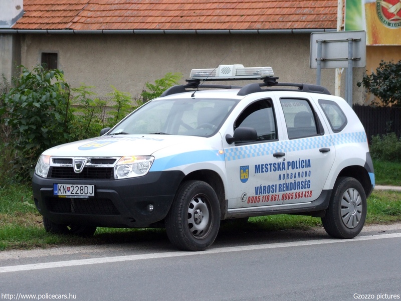 Dacia Duster, Ógyalla (Hurbanovo), fotó: Gzozzo pictures
Keywords: szlovák Szlovákia rendőr rendőrautó rendőrség KN-228DJ police policecar Slovakia slovakian