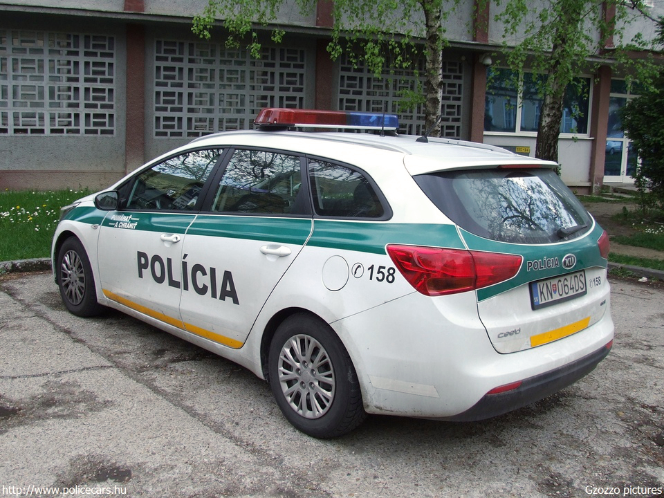Kia Ceed SW, fotó: Gzozzo pictures
Keywords: szlovák Szlovákia rendőr rendőrautó rendőrség police policecar Slovakia slovakian KN-064DS
