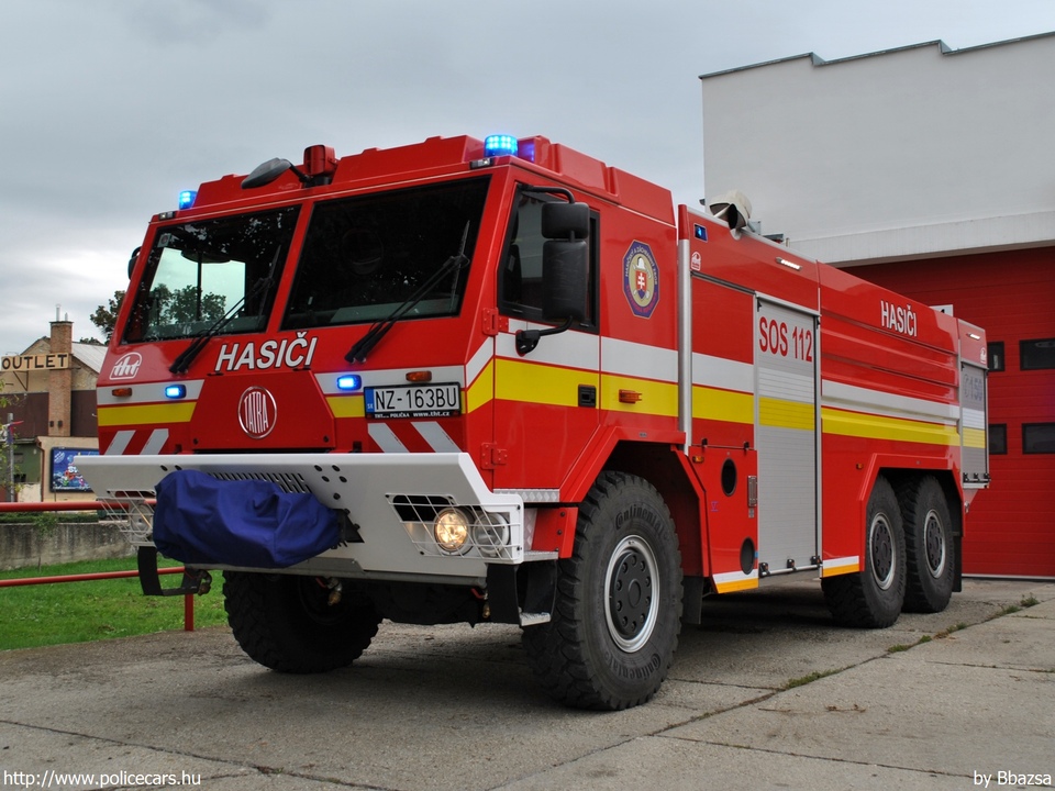 Tatra T815 731R32 25 325 6x6, fotó: Bbazsa
Keywords: tûzoltóautó tûzoltó tûzoltóság szlovák Szlovákia fire firetruck Slovakia slovakian