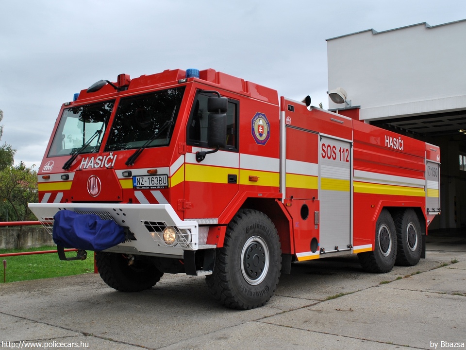 Tatra T815 731R32 25 325 6x6, fotó: Bbazsa
Keywords: tûzoltóautó tûzoltó tûzoltóság szlovák Szlovákia fire firetruck Slovakia slovakian
