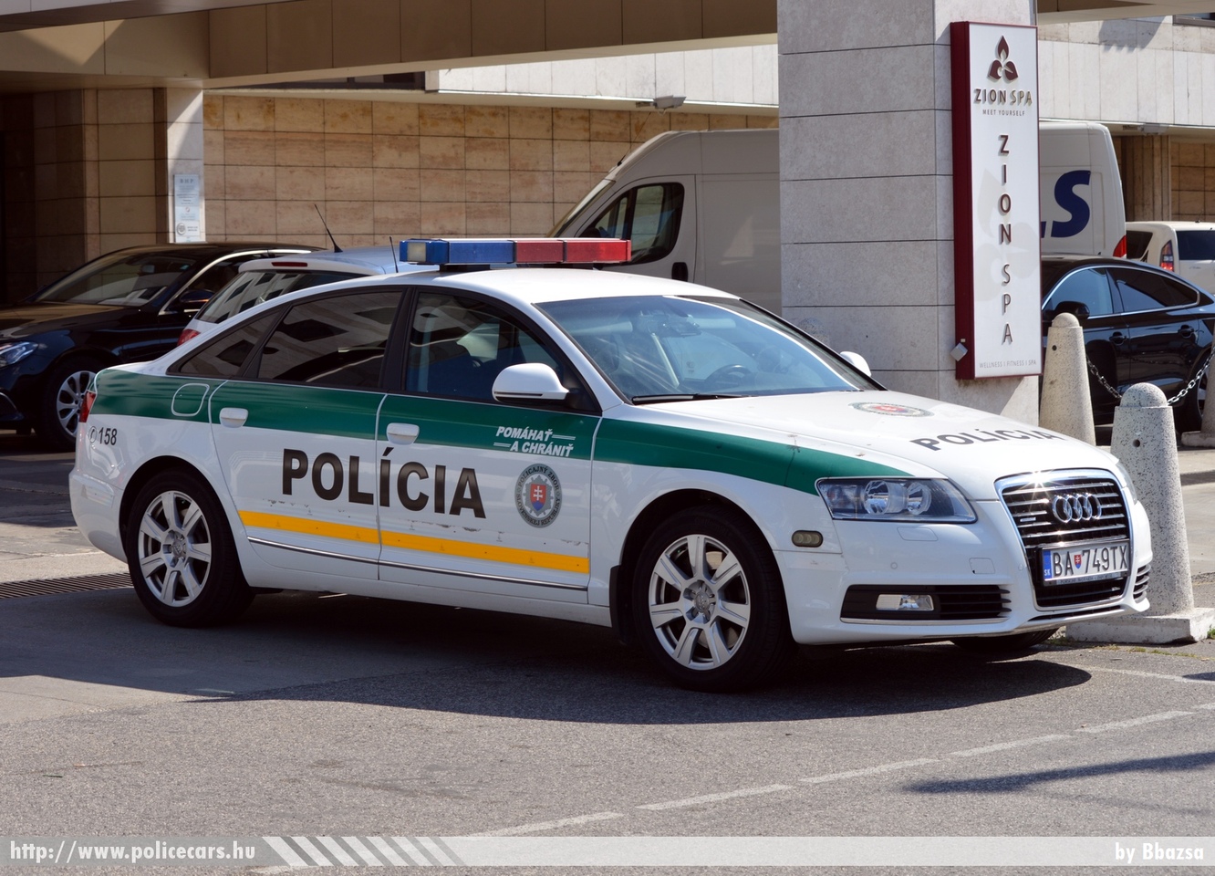 Audi A6, fotó: Bbazsa
Keywords: szlovák Szlovákia rendőr rendőrautó rendőrség police policecar Slovakia slovakian BA-749TX