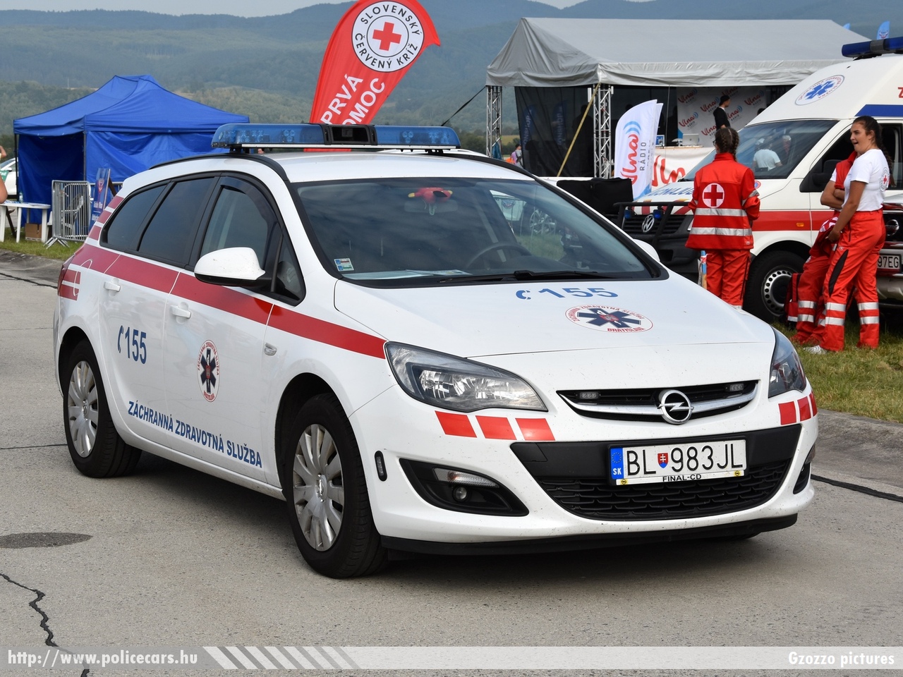 Opel Astra J Caravan, fotó: Gzozzo pictures
Keywords: szlovák Szlovákia mentő mentőautó Slovakia slovakian ambulance BL-983JL