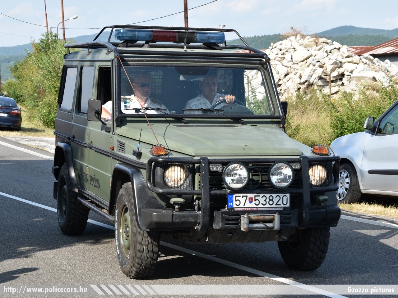 Mercedes-Benz G, fotó: Gzozzo pictures
Keywords: Szlovákia szlovák rendőrség rendőrautó rendőr katonai Slovakia slovakian police policecar military