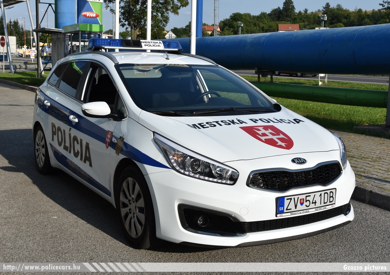 Kia Ceed SW, Mestská Polícia Zvolen (Városi Rendõrség Zólyom), fotó: Gzozzo pictures
Keywords: szlovák Szlovákia rendőr rendőrautó rendőrség police policecar Slovakia slovakian ZV-541DB