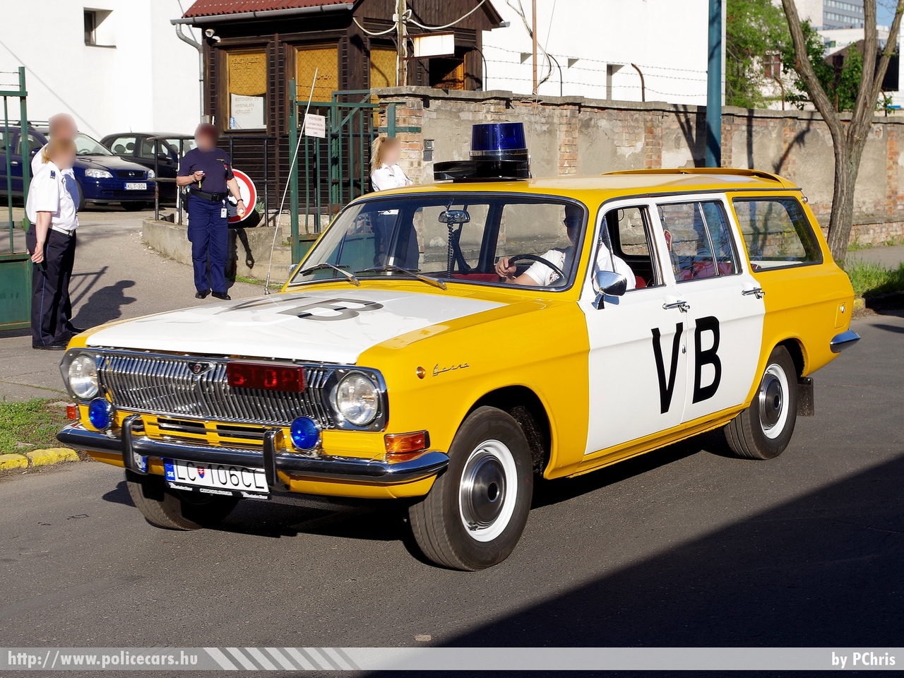 GAZ M-24 Volga Combi, fotó: PChris
Keywords: szlovák Szlovákia rendőr rendőrautó rendőrség police policecar Slovakia slovakian VB