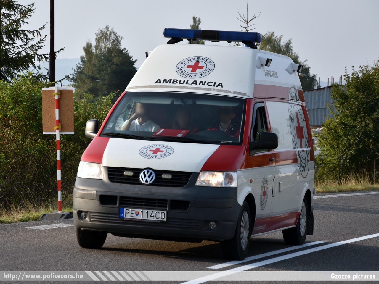 Volkswagen Transporter T5, fotó: Gzozzo pictures
Keywords: szlovák Szlovákia mentő mentőautó Slovakia slovakian ambulance