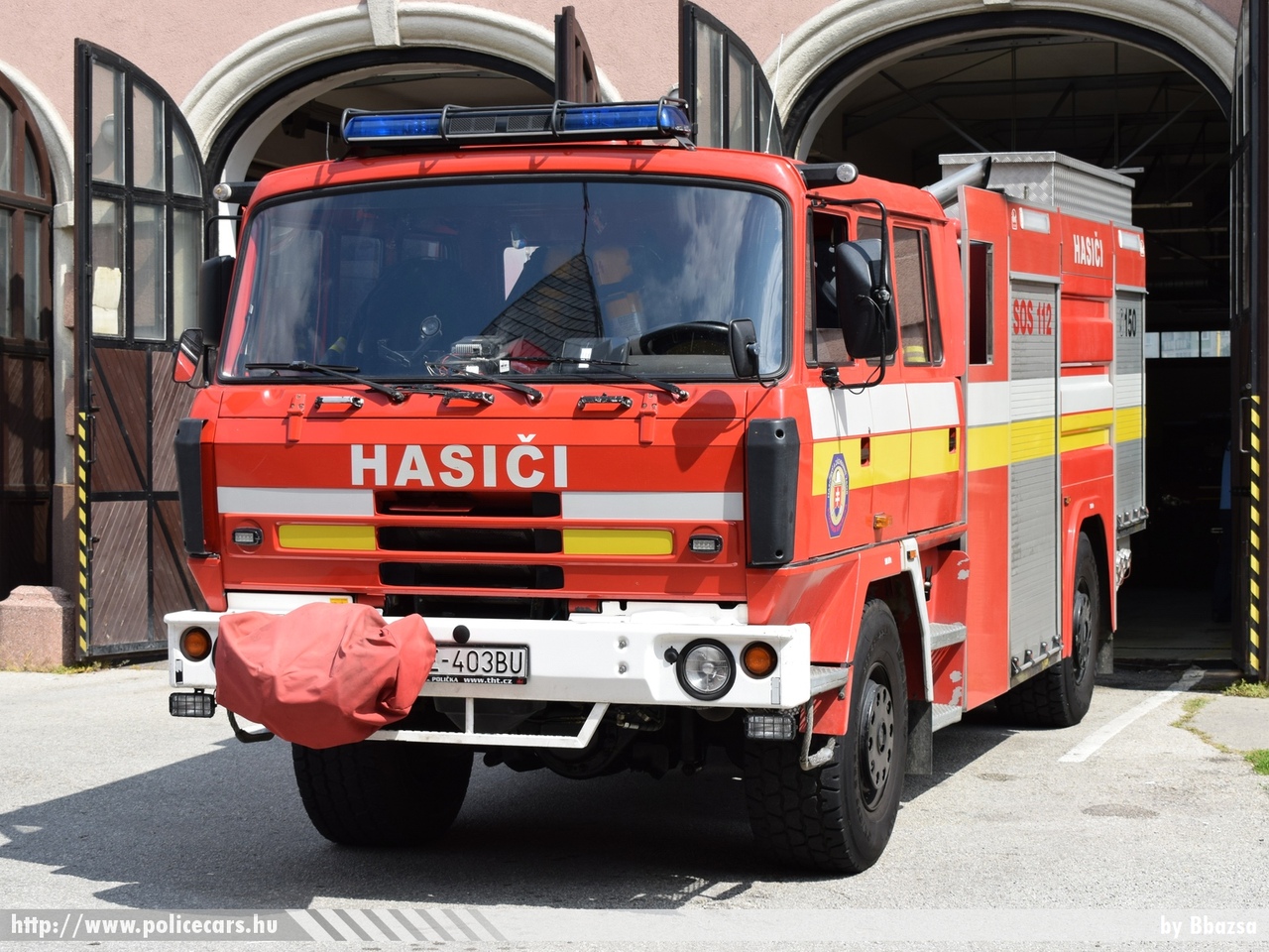 Tatra, fotó: Bbazsa
Keywords: Szlovákia szlovák tûzoltó tûzoltóautó tûzoltóság fire firetruck Slovakia slovakian
