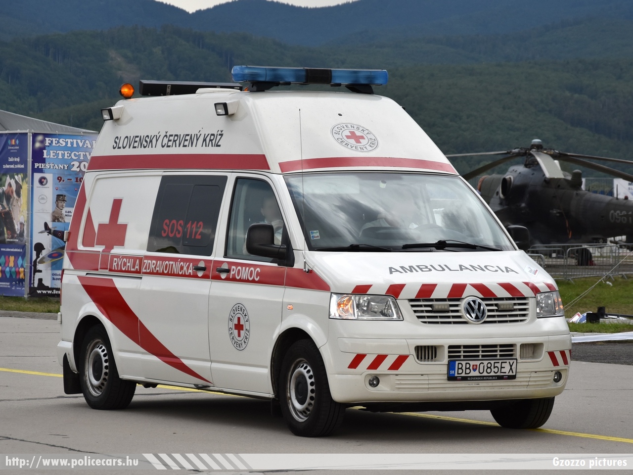Volkswagen Transporter T5, fotó: Gzozzo pictures
Keywords: szlovák Szlovákia mentő mentőautó Slovakia slovakian ambulance