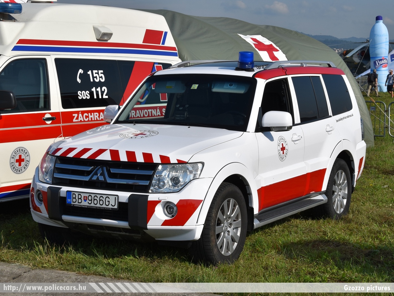 Mitsubishi Pajero, fotó: Gzozzo pictures
Keywords: szlovák Szlovákia mentő mentőautó Slovakia slovakian ambulance