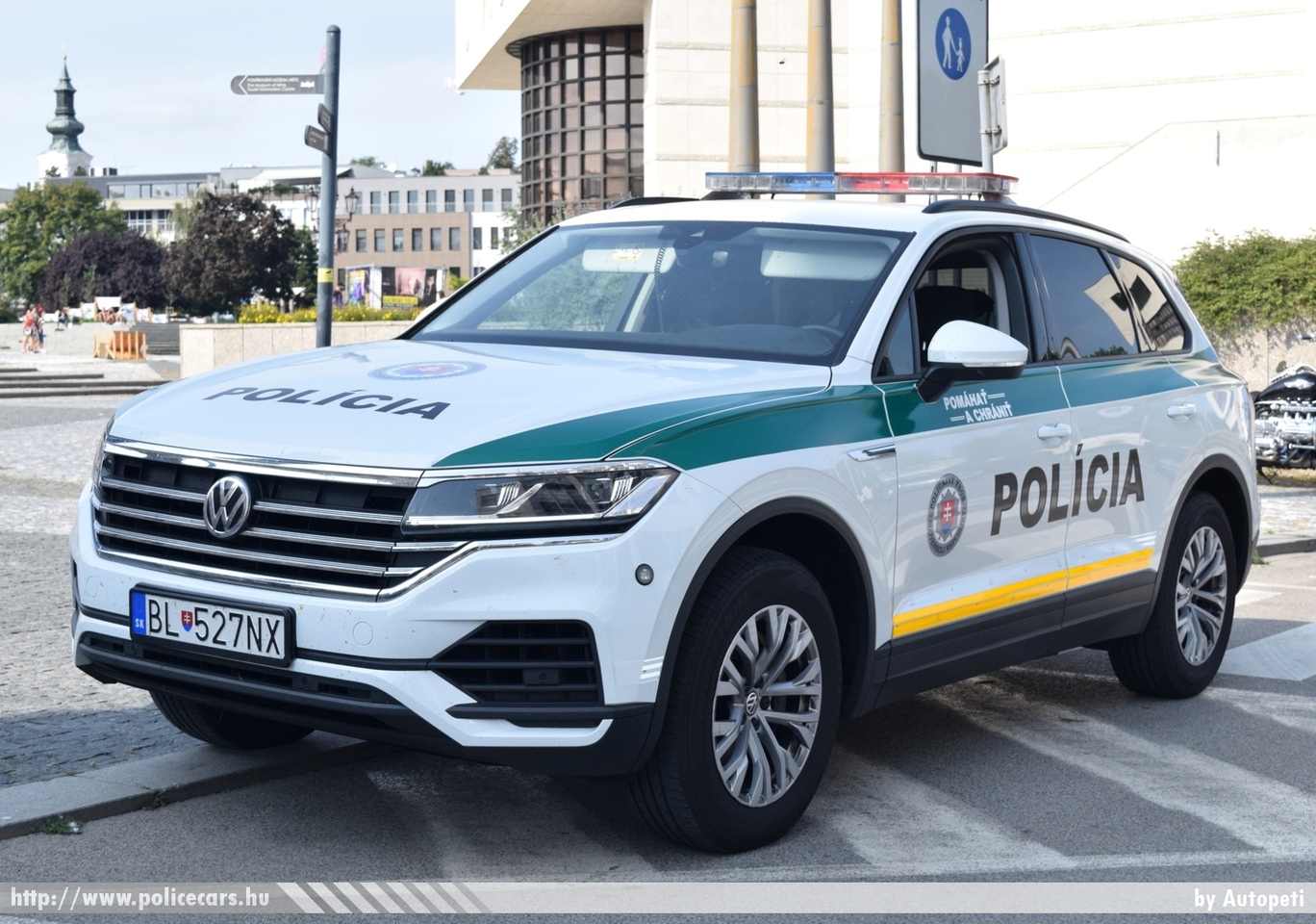 Volkswagen Touareg, fotó: Autopeti
Keywords: szlovák Szlovákia rendőr rendőrautó rendőrség police policecar Slovakia slovakian