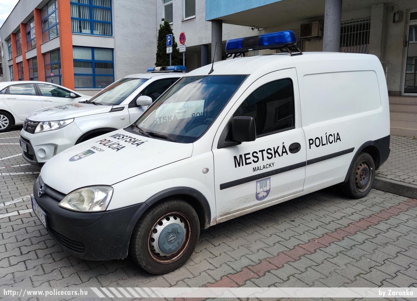 Opel Combo, Mestska Policia Malacky, fotó: Zaronka
Keywords: szlovák Szlovákia rendőr rendőrautó rendőrség police policecar Slovakia slovakian