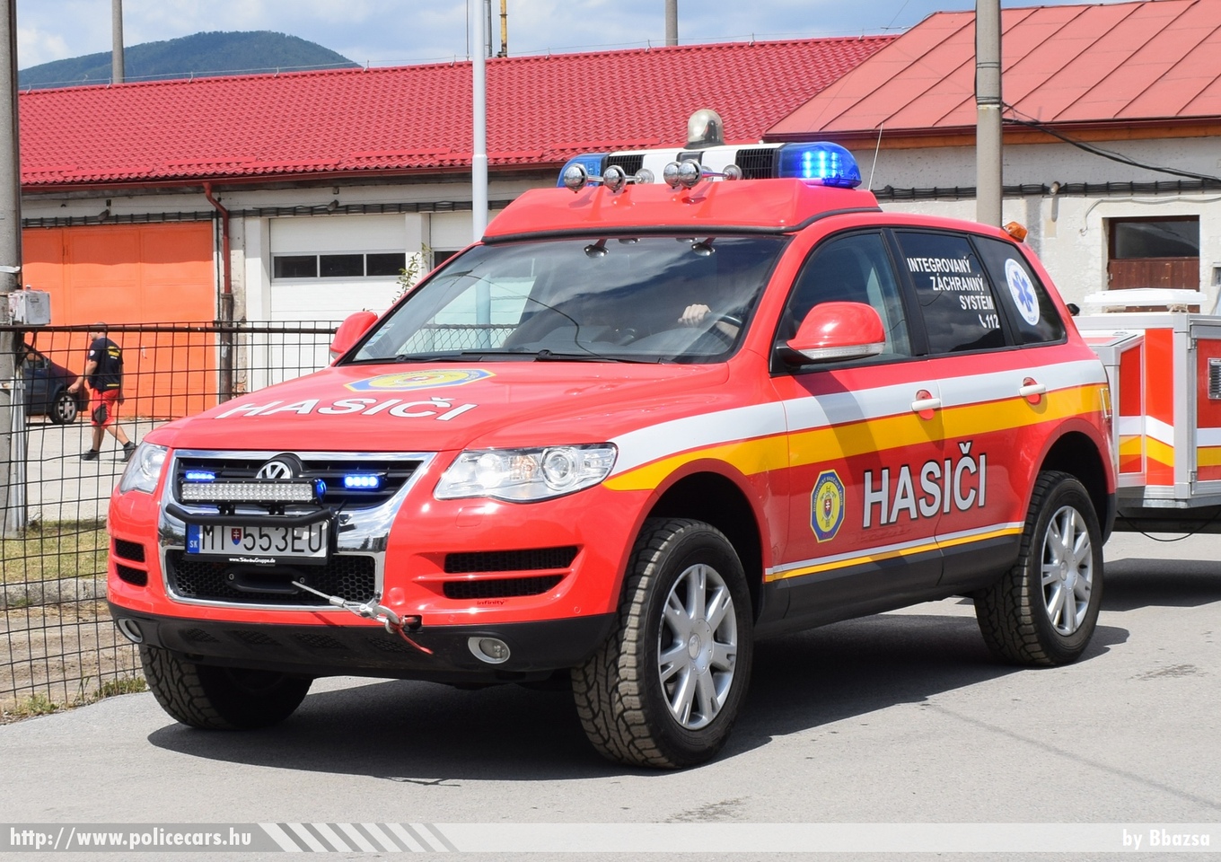 Volkswagen Touareg, fotó: Bbazsa
Keywords: Szlovákia szlovák tûzoltó tûzoltóautó tûzoltóság fire firetruck Slovakia slovakian