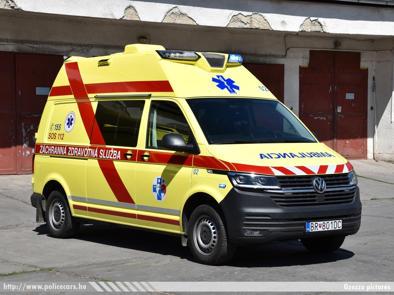 Volkswagen Transporter T6, Záchranná zdravotná sluzba, Nemocnicou s poliklinikou Brezno, fotó: Gzozzo pictures
Keywords: szlovák Szlovákia mentő mentőmotor Slovakia slovakian ambulance