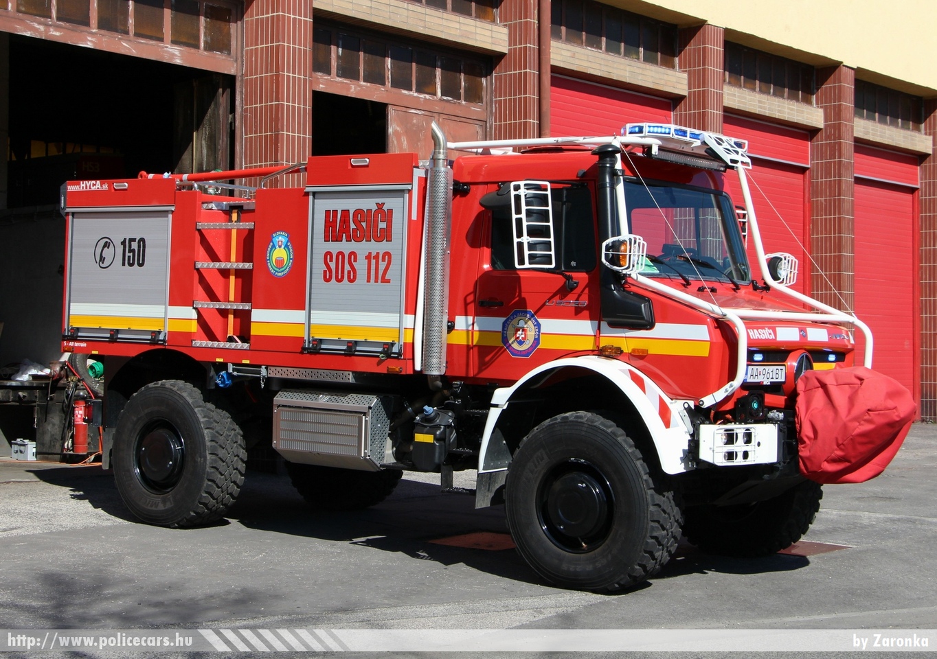 Mercedes Unimog 5023 CAS 30, KR HaZZ v Bratislave, Hasičská stanica 3 Novo Mesto, fotó: Zaronka
Keywords: Szlovákia szlovák tûzoltó tûzoltóautó tûzoltóság fire firetruck Slovakia slovakian