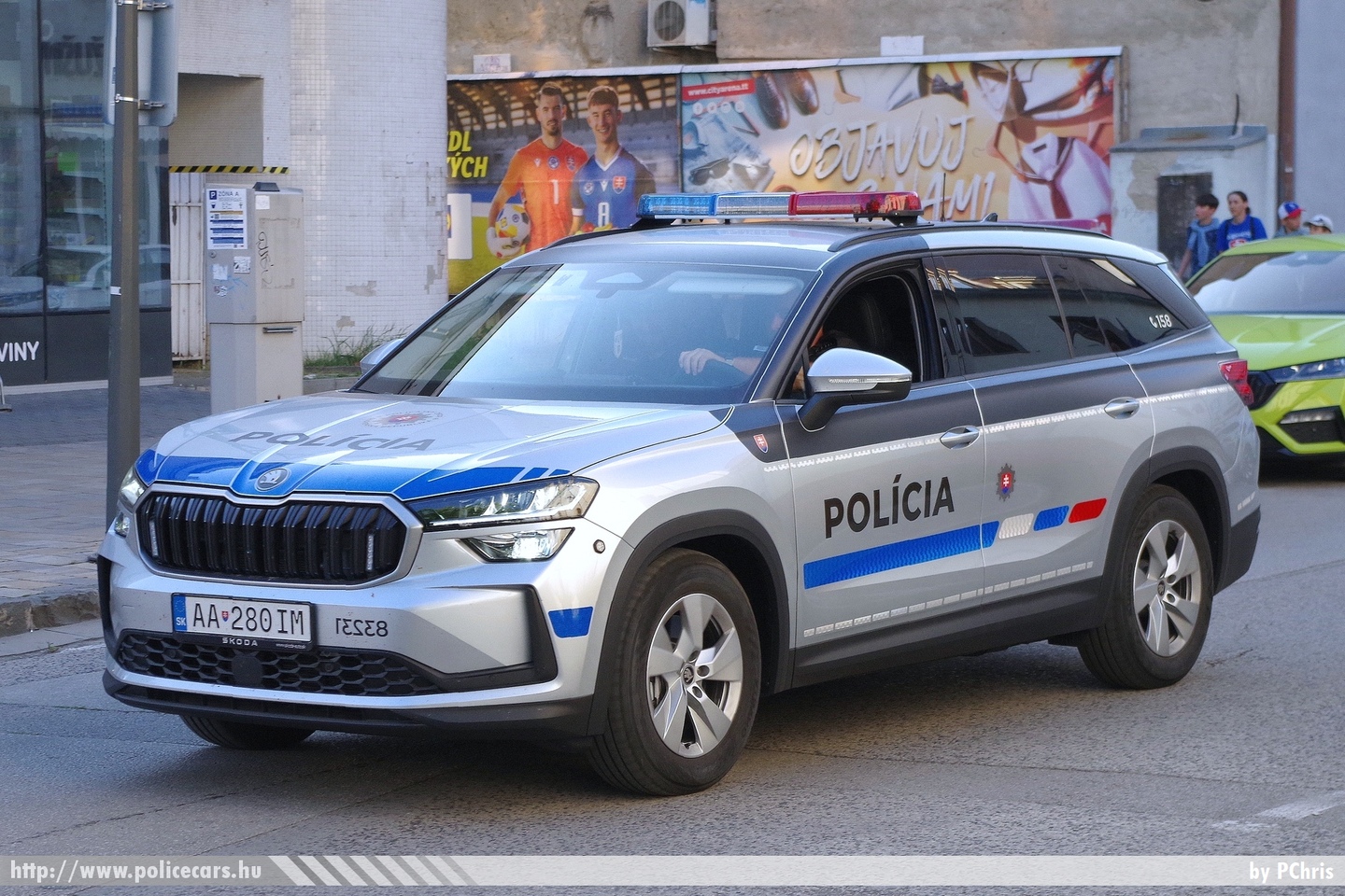 Skoda Kodiaq II, Polícia SR, fotó: PChris
Keywords: szlovák Szlovákia rendőr rendőrautó rendőrség police policecar Slovakia slovakian