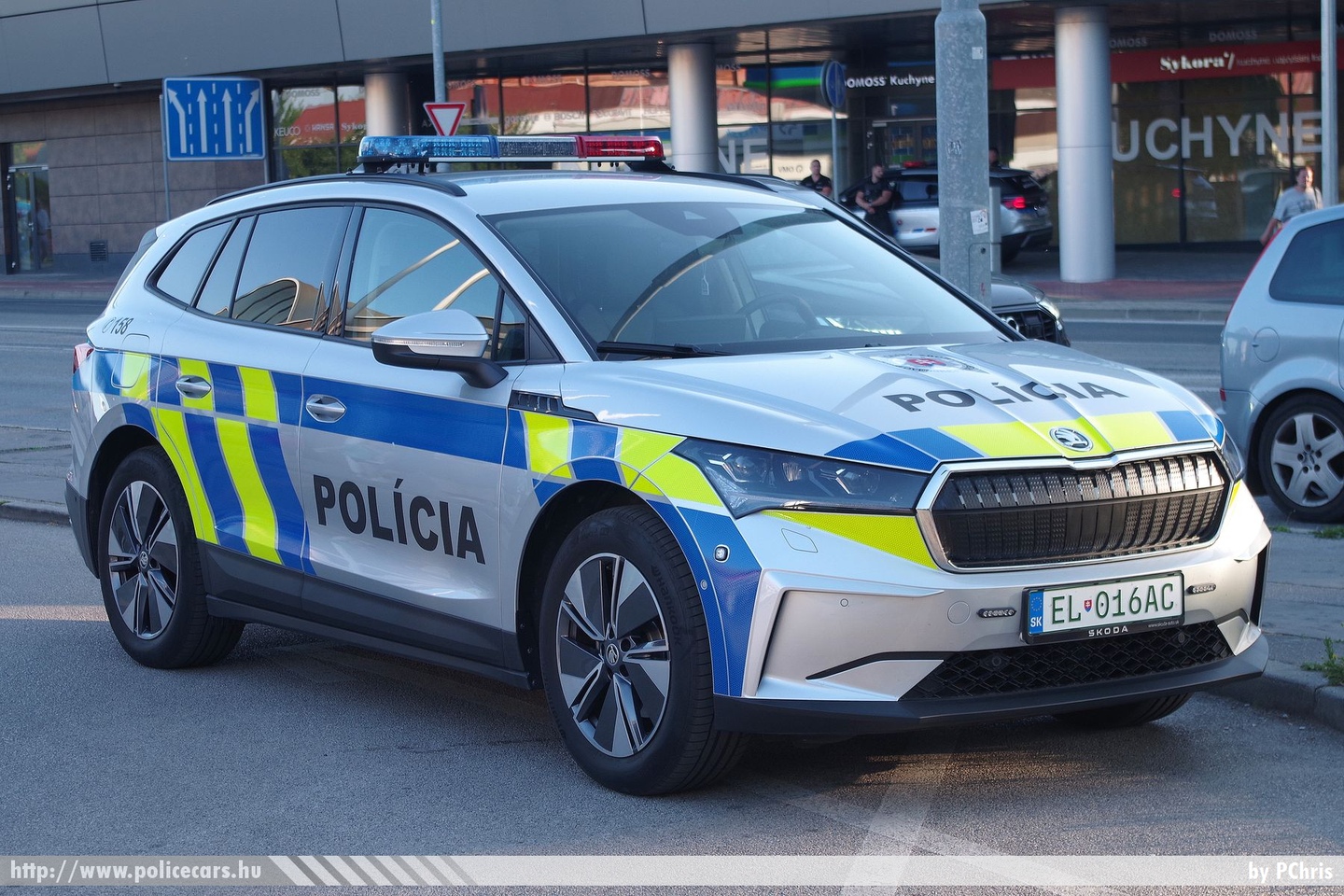 Skoda Enyaq, Polícia SR, fotó: PChris
Keywords: szlovák Szlovákia rendőr rendőrautó rendőrség police policecar Slovakia slovakian