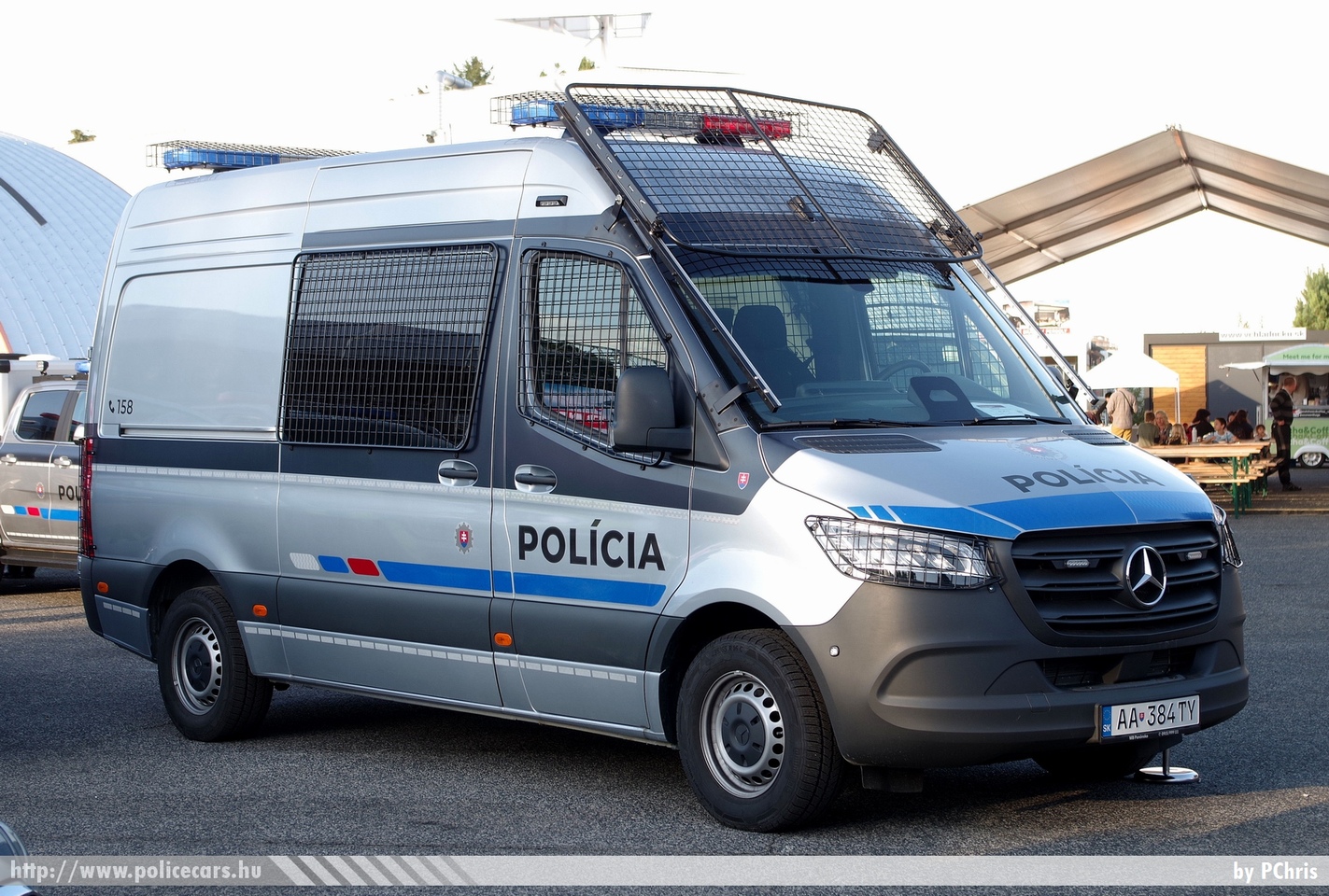 Mercedes Sprinter III, Polícia SR, fotó: PChris
Keywords: szlovák Szlovákia rendőr rendőrautó rendőrség police policecar Slovakia slovakian