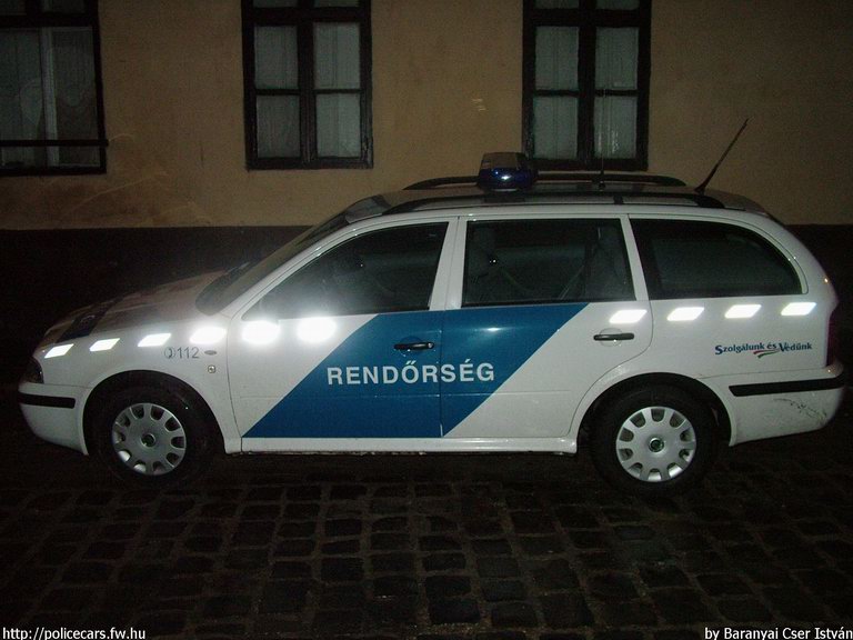 Skoda Octavia, fotó: Baranyai Cser István
Keywords: rendőrautó rendőrség rendőr magyar Magyarország RB72-38 Hungary hungarian police policecar