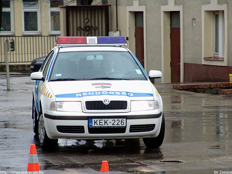 Skoda Octavia, fotó: Zeegun
Keywords: rendőrautó rendőrség rendőr magyar Magyarország KEK-226 Hungary hungarian police policecar