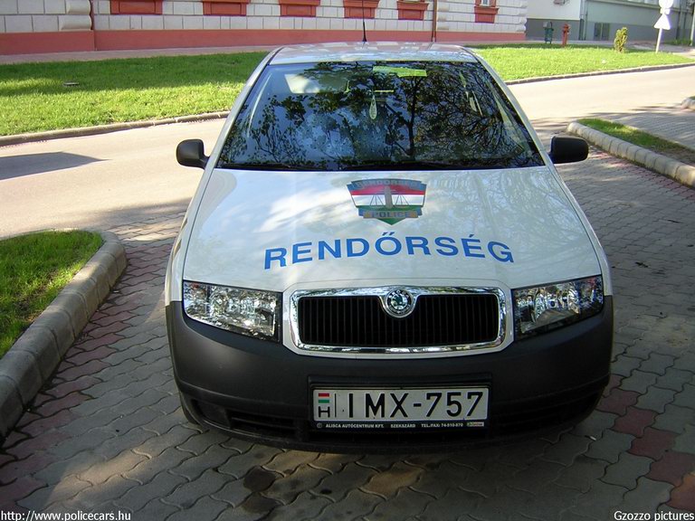 Skoda Fabia, fotó: Gzozzo pictures
Keywords: rendőrautó rendőrség rendőr magyar Magyarország IMX-757 Hungary hungarian police policecar