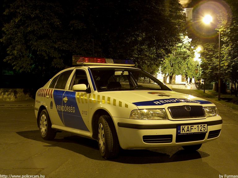 Skoda Octavia, fotó: Furman
Keywords: rendőrautó rendőrség rendőr magyar Magyarország KAF-125 Hungary hungarian police policecar