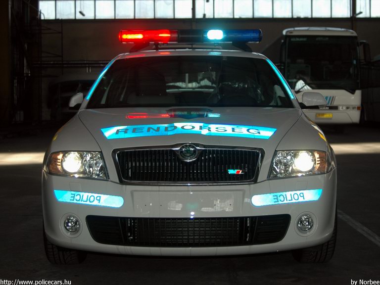 Skoda Octavia II RS, fotó: Norbee
Keywords: rendőrautó rendőrség rendőr magyar Magyarország Hungary hungarian police policecar